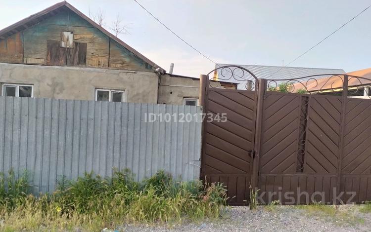 Жеке үй · 4 бөлме · 85 м² · 6 сот., Азизбекова 7 — Радом Улица Абая, бағасы: 10 млн ₸ в Таразе — фото 2