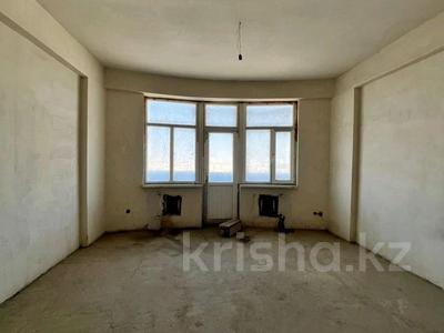 2-бөлмелі пәтер · 79.7 м² · 6/20 қабат, 7-й мкр, мкр.7а 22, бағасы: ~ 27.9 млн ₸ в Актау