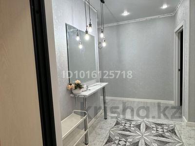 3-комнатная квартира · 77.8 м² · 6/10 этаж, мкр Старый Аэропорт, Самал 82 — Коняхина за 38.5 млн ₸ в Уральске