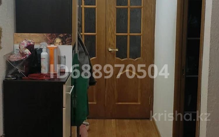 3-комнатная квартира · 58.5 м² · 1/5 этаж, мкр Мамыр 10 за 35 млн ₸ в Алматы, Ауэзовский р-н — фото 2