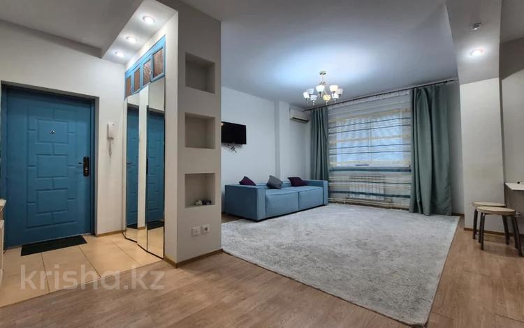 2-комнатная квартира · 70 м² · 2/9 этаж, мкр Сары Арка 40 за 230 000 ₸ в Атырау — фото 2