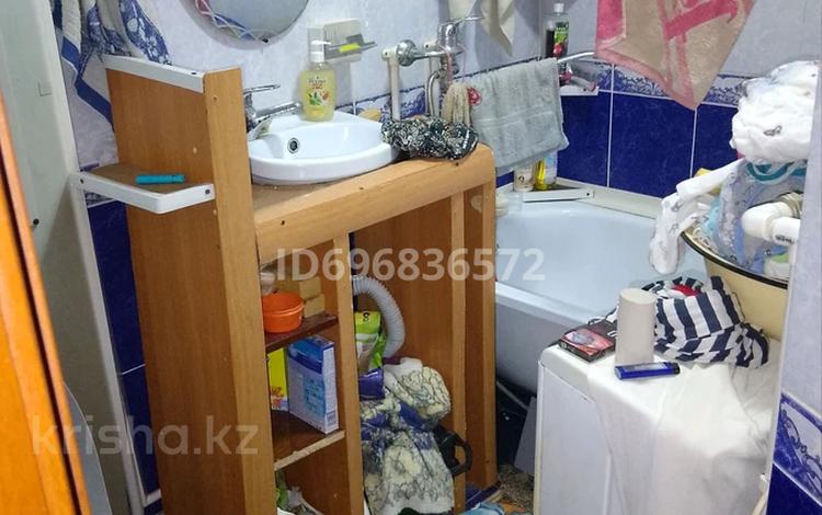 2-комнатная квартира · 44 м² · 1/5 этаж, 4 мкр 17 — 4 школа и садик. за 7.1 млн ₸ в Лисаковске — фото 3
