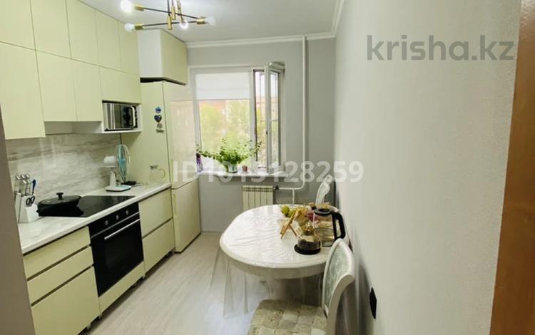 3-комнатная квартира · 69 м² · 8/9 этаж, Камзина 68 за 30 млн ₸ в Павлодаре — фото 2