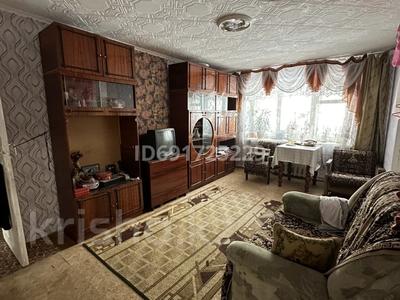 3-комнатная квартира, 57 м², 1/5 этаж, Момышулы 18 за ~ 8.3 млн 〒 в Темиртау