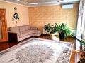 3-бөлмелі пәтер · 133.5 м² · 3/6 қабат, мкр Женис 21, бағасы: 45 млн ₸ в Уральске