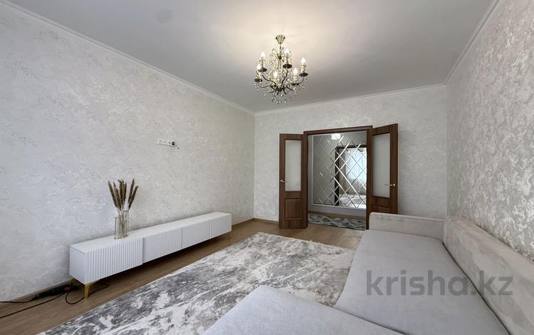 2-бөлмелі пәтер · 61.9 м² · 4/12 қабат, Валиханова 1, бағасы: 34.7 млн ₸ в Астане, Алматы р-н — фото 2