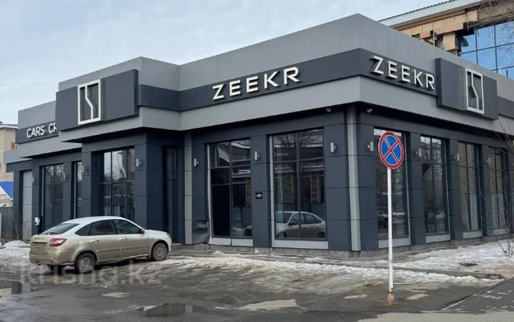 Офисы, магазины и бутики · 251 м² за 2.5 млн ₸ в Актобе — фото 4