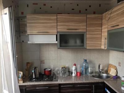 3-комнатная квартира, 65 м², 2/5 этаж, мкр Казахфильм 28 за 37.5 млн 〒 в Алматы, Бостандыкский р-н