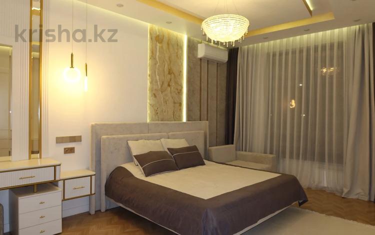 4-комнатная квартира · 175 м² · 1/3 этаж, ул. Акселеу Сейдимбека 110/1блок14 за 255 млн ₸ в Алматы, Наурызбайский р-н — фото 2