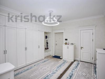 4-бөлмелі пәтер · 220 м² · 5/7 қабат, Шарля де Голля 1, бағасы: 158 млн ₸ в Астане, Алматы р-н