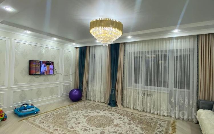3-комнатная квартира, 87.8 м², 2/5 этаж, Сеченова 9/8 за ~ 50.4 млн 〒 в Семее — фото 2