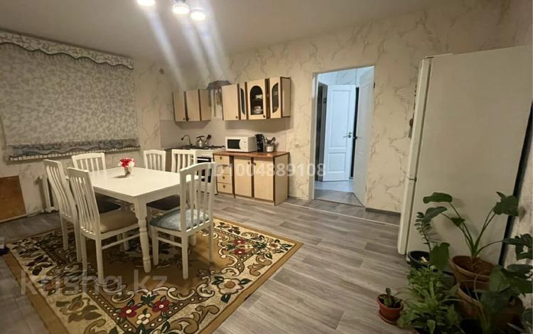 Отдельный дом · 3 комнаты · 110 м² · 7.6 сот., мкр Алатау (ИЯФ) за 37 млн 〒 в Алматы, Медеуский р-н — фото 2