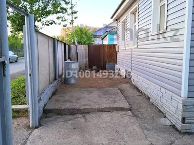 Продажа домов и дачи в Астане: Отдельный дом · 4 комнаты · 80 м² · 6 сот., Ж.Омаров 184 за 39 млн 〒 Отдельный дом · 4 комнаты · 80 м² · 6 сот., Ж.Омаров 184 за 39 млн 〒 в Астане, р-н Байконур