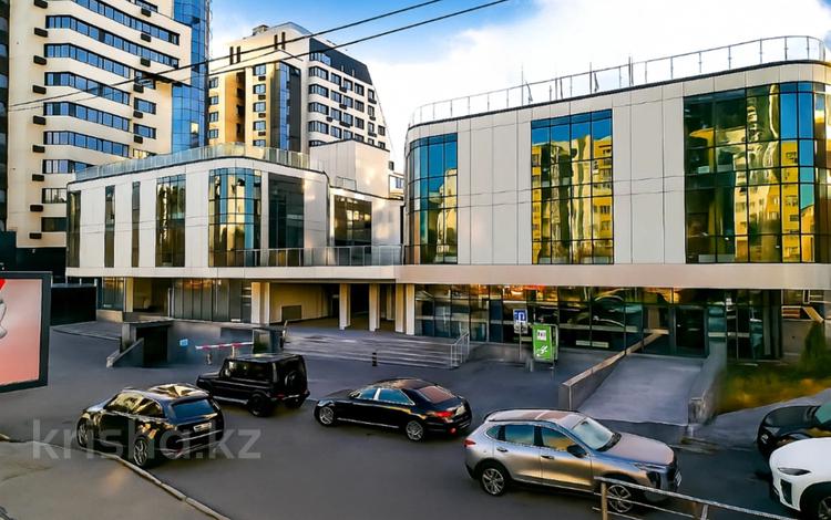 Еркін, кеңселер, дүкендер мен бутиктер, қоғамдық тамақтану орны, сұлулық салондары, фитнес және спорт, медорталықтар мен дәріханалар, білім орталықтары, ойын-сауық · 1565.5 м², бағасы: ~ 29.7 млн ₸ в Алматы, Медеуский р-н — фото 23