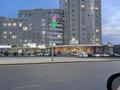 1-комнатная квартира · 50 м² · 8/16 этаж, мкр Юго-Восток, Республики 42 за 29.9 млн ₸ в Караганде, Казыбек би р-н — фото 3