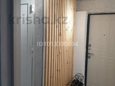 2-комнатная квартира · 50 м² · 1/5 этаж, проспект Республики 14 за 210 000 ₸ в Шымкенте, Абайский р-н