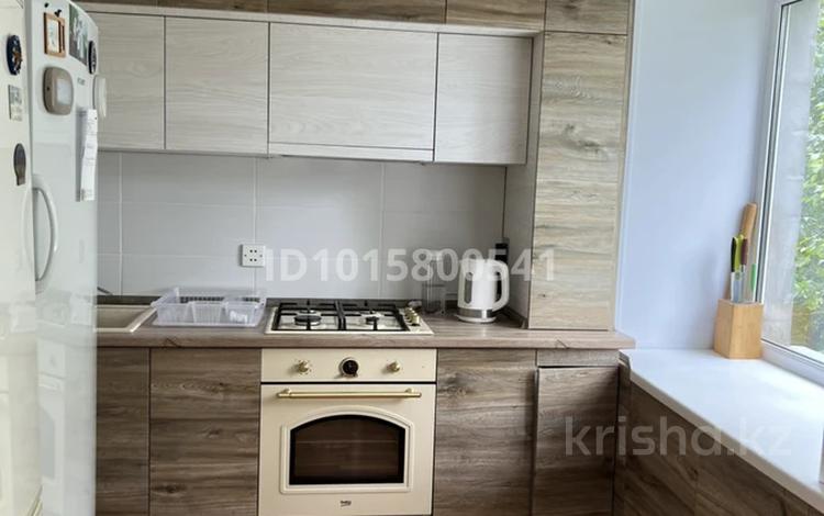 3-комнатная квартира · 58 м² · 3/5 этаж, Бухар жырау 48 за 26.8 млн ₸ в Караганде, Казыбек би р-н — фото 2
