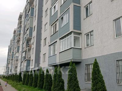 1-комнатная квартира, 45 м², 2/9 этаж, мкр Аксай-1 11/9 за 25.2 млн 〒 в Алматы, Ауэзовский р-н