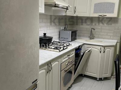 2-комнатная квартира · 46 м² · 2/5 этаж, Байзак батыра 168 — Район 24 гимназии за 180 000 ₸ в Таразе