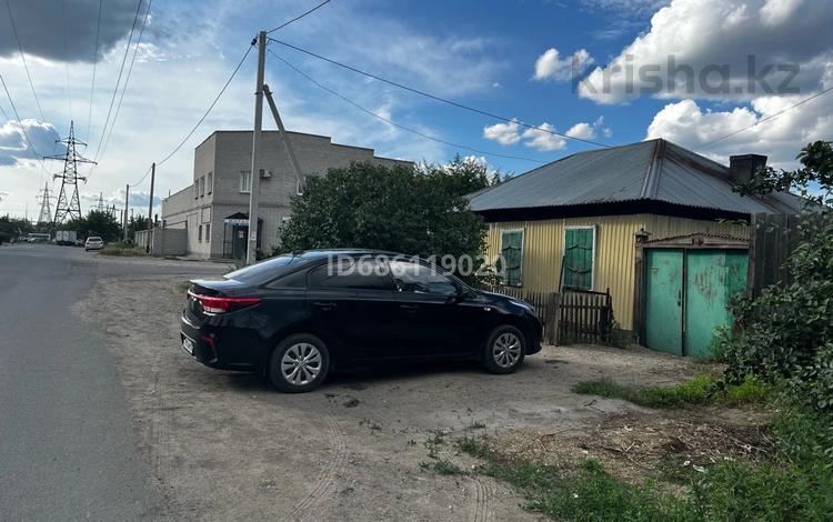 Отдельный дом · 3 комнаты · 54 м² · 5 сот., Паровозная 38 — Нурбаева за 15 млн 〒 в Семее, Красный Кордон — фото 2