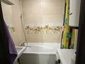 3-бөлмелі пәтер · 65 м² · 3/5 қабат, Гүлдер 2 ш/а., бағасы: 250 000 ₸ в Караганде, Казыбек би р-н — фото 8