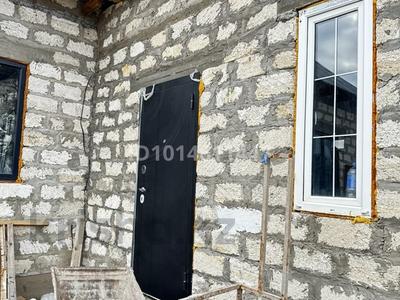 Жеке үй · 2 бөлме · 100 м² · 9 жүзд., мкр Аксай-2, 23 4, бағасы: 13.5 млн ₸ в Атырау