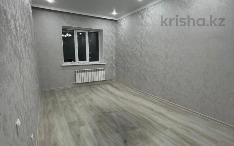 2-бөлмелі пәтер · 68.6 м² · 3/5 қабат, Алтын орда ш/а., Ораза Татеулы, бағасы: 26 млн ₸ в Актобе, мкр. Алтын орда — фото 15
