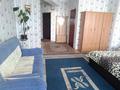 1-комнатная квартира, 50 м², 2/5 этаж посуточно, Каратал мкр 6а за 8 500 〒 в Талдыкоргане — фото 2