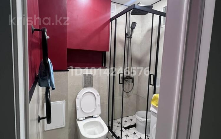 1-бөлмелі пәтер · 40 м² · 3/4 қабат, Абылай хана 131, бағасы: 345 000 ₸ в Алматы, Алмалинский р-н — фото 2