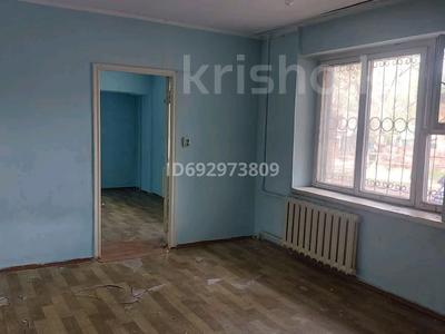 2-комнатная квартира, 41.4 м², 1/5 этаж, Гагарина за 12 млн 〒 в Боралдае (Бурундай)