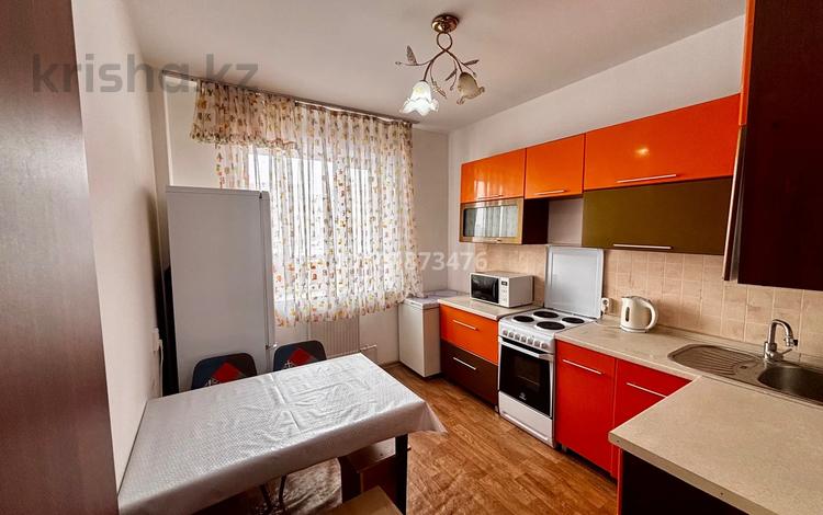 2-комнатная квартира · 72 м² · 2/16 этаж, Момышулы 24 за 230 000 ₸ в Караганде, Казыбек би р-н — фото 2