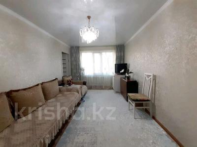2-комнатная квартира, 42 м², 1/5 этаж, жастар за 13 млн 〒 в Талдыкоргане, мкр Жастар