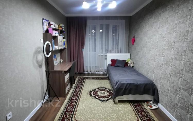 5-бөлмелі пәтер · 136.6 м² · 2/7 қабат, Алтын орда ш/а. 50л, бағасы: 41.5 млн ₸ в Актобе, мкр. Алтын орда — фото 2