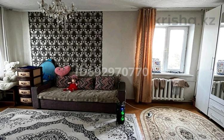 1-комнатная квартира, 36 м², 4/5 этаж помесячно, 66 квартал 10 — Пересечение улиц автодорожная и селевина