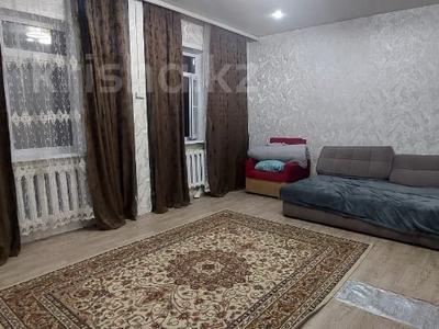 Үйдің бір бөлігі · 2 бөлме · 60 м² · 4 жүзд., 1 линия, бағасы: 9.5 млн ₸ в Семее