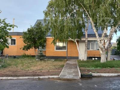 Жеке үй · 4 бөлме · 200 м² · 20 жүзд., Султана Бейбарса, бағасы: 51 млн ₸ в Павлодарском