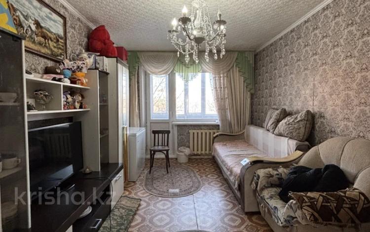 2-комнатная квартира · 47 м² · 3/5 этаж, 15 микрорайон 20 за 10.8 млн ₸ в Караганде — фото 2