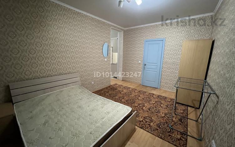 2-комнатная квартира · 42.5 м² · 10/10 этаж, мкр Аккент 11 за 230 000 ₸ в Алматы, Алатауский р-н — фото 2