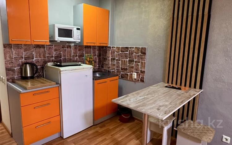 1-бөлмелі пәтер · 30 м² · 9/16 қабат, Торайгырова 3/1 — Сейфуллина, бағасы: 10 000 ₸ в Астане, р-н Байконур — фото 2