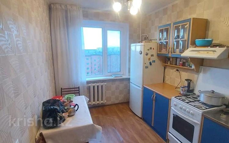 3-комнатная квартира, 64 м², 7/9 этаж, жукова за 21.4 млн 〒 в Петропавловске — фото 2