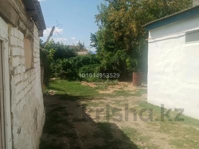 Отдельный дом · 8 комнат · 129 м² · 10 сот., Братьев Жубановых 238 — Район БСМП за 37 млн ₸ в Актобе