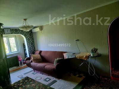 3-бөлмелі пәтер, 58 м², 5/5 қабат, Гагарина 48 — Крытый рынок, бағасы: 16.8 млн 〒 в Шымкенте, Туран р-н