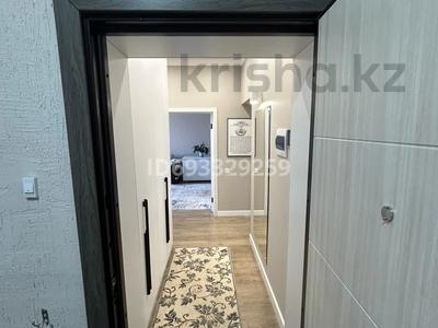 3-комнатная квартира, 83 м², 3/3 этаж, мкр Городской Аэропорт, Габдуллы Кулкыбаева 13 за 57 млн 〒 в Караганде, Казыбек би р-н