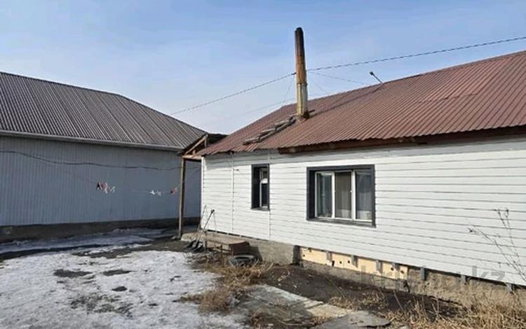 Отдельный дом · 3 комнаты · 79 м² · 5.5 сот., Терешковой за 15 млн ₸ в Семее — фото 2