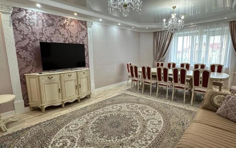 4-бөлмелі пәтер · 162.2 м² · 4/5 қабат, мкр. Алтын орда, Мангилик ел, бағасы: 61.2 млн ₸ в Актобе — фото 11