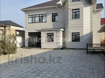 Отдельный дом · 5 комнат · 251.4 м² · 7 сот., Майская за 90 млн ₸ в Актау, мкр Приморский