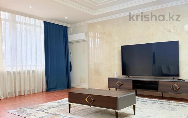 4-комнатная квартира · 178 м² · 4/33 этаж, Кошкарбаева 2 2 за 1.2 млн ₸ в Астане, Сарайшык р-н — фото 2