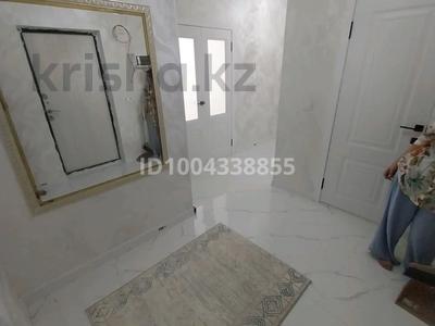 Аренда квартир в Туркестанской обл.: 2-комнатная квартира · 58 м² · 7/7 этаж, Жаңа қала Каскад тұрғын үй кешені 41 — Туран молл муз сарай народный банк барлығы өте жақын маңда за 150 000 〒 2-комнатная квартира · 58 м² · 7/7 этаж, Жаңа қала Каскад тұрғын үй кешені 41 — Туран молл муз сарай народный банк барлығы өте жақын маңда за 150 000 〒 в Туркестане