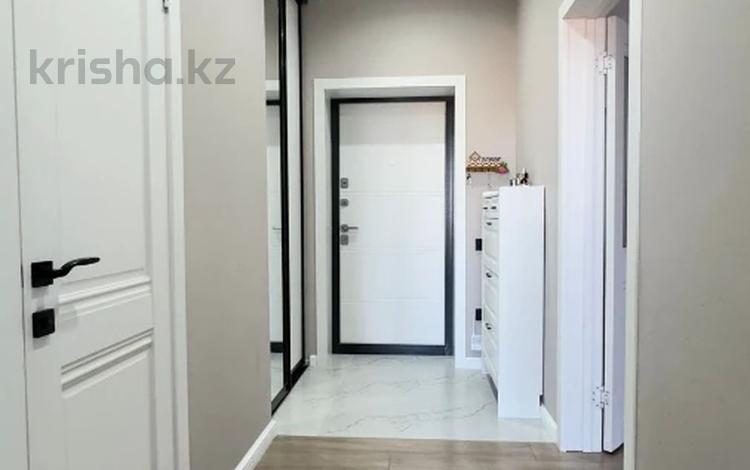 1-бөлмелі пәтер · 50 м² · 4/5 қабат, мкр. Алтын орда, Саздинское Лесничество 228/41, бағасы: 21.5 млн ₸ в Актобе — фото 2