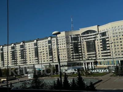 Пәтерлер в Астане: 5-бөлмелі пәтер · 204 м² · 4/8 қабат, Достык 13, бағасы: ~ 170 млн 〒 5-бөлмелі пәтер · 204 м² · 4/8 қабат, Достык 13, бағасы: ~ 170 млн 〒 в Астане, Есильский р-н